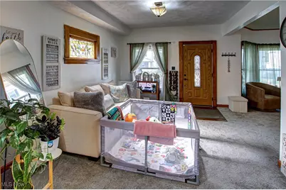 1547 Orchard Grove Avenue, Oakwood, OH 44107 - Photo 3