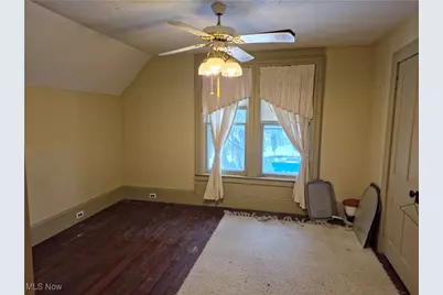 28900 Euclid Avenue, Wickliffe, OH 44092 - Photo 13