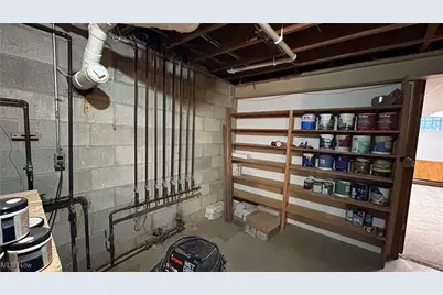 70 Crown Point, Geneva, OH 44041 - Photo 49