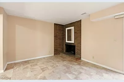 6290 Greenwood #302, Northfield, OH 44067 - Photo 15