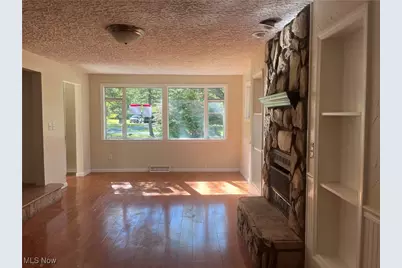 8629 Huntley Drive SE, Warren, OH 44484 - Photo 3