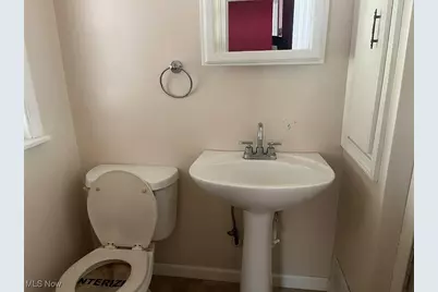 8629 Huntley Drive SE, Warren, OH 44484 - Photo 11