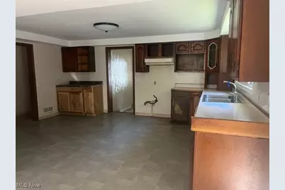 8629 Huntley Drive SE, Warren, OH 44484 - Photo 7