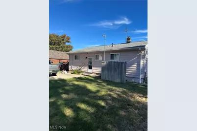 1824 Robindale Street, Wickliffe, OH 44092 - Photo 3