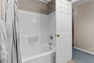 10240 Orchard Hill Ln, Twinsburg, OH 44087 - Photo 19