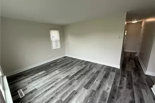 4927 Glenn Lodge Rd, Mentor, OH 44060 - Photo 3