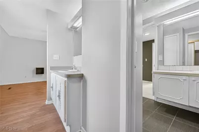 824 S Chillicothe Road #11, Aurora, OH 44202 - Photo 33