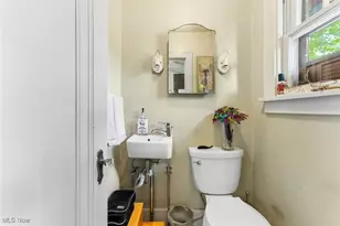 557 Letchworth Dr, Akron, OH 44303 - Photo 11