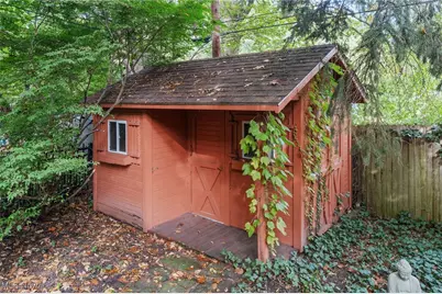 557 Letchworth Drive, Akron, OH 44303 - Photo 21