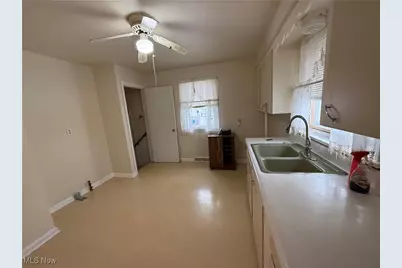 1836 W 21st Street, Lorain, OH 44052 - Photo 11