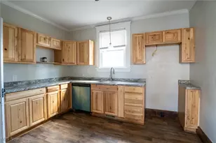 1224 Curtis Ave, Follansbee, WV 26037 - Photo 11