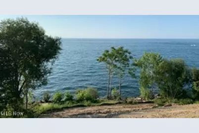 10211 Lake Shore Boulevard, Bratenahl, OH 44108 - Photo 11