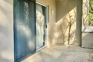 26101 Village Ln, Beachwood, OH 44122 - Photo 31