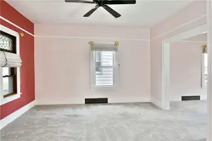 459 Tenney Ave, Campbell, OH 44405 - Photo 17