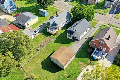 227 Maplewood Avenue, Struthers, OH 44471 - Photo 11