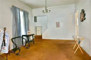 227 Maplewood Ave, Struthers, OH 44471 - Photo 19