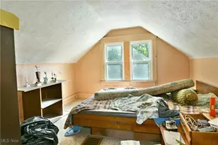 227 Maplewood Ave, Struthers, OH 44471 - Photo 43