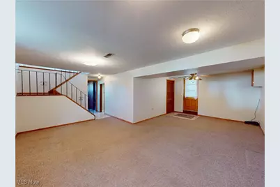 211 W Overlook Drive, Eastlake, OH 44095 - Photo 15