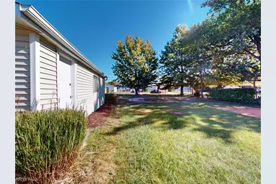 211 W Overlook Drive, Eastlake, OH 44095 - Photo 21