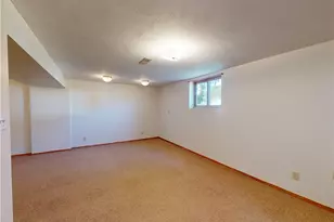 211 W Overlook Dr, Eastlake, OH 44095 - Photo 17