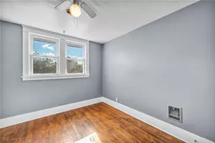 1128 W 11th St, Lorain, OH 44052 - Photo 37