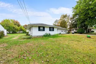 1172 Dalton Dr, Painesville, OH 44077 - Photo 3