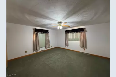 15904 E Liverpool Road, East Liverpool, OH 43920 - Photo 19