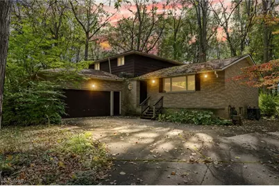 285 Skylane Drive, Northfield, OH 44067 - Photo 1