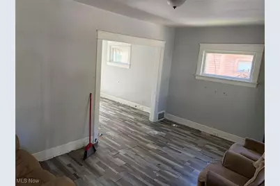 7808 Force Avenue, Loveland, OH 44105 - Photo 3