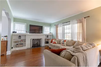 1030 Sunset Drive, Alliance, OH 44601 - Photo 5