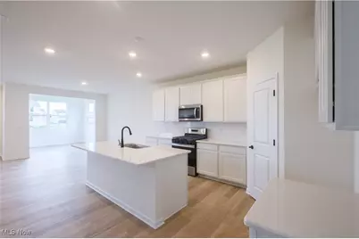 23446 Kim's Trail, Columbia Station, OH 44028 - Photo 3