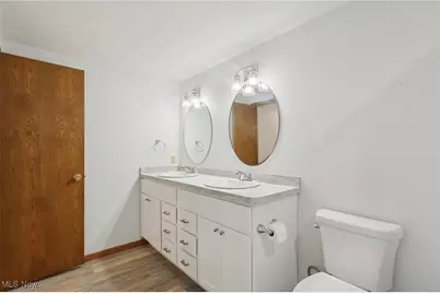 609 Meredith Lane, Cuyahoga Falls, OH 44223 - Photo 19