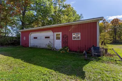 6565 McCartney Road, Lowellville, OH 44436 - Photo 29