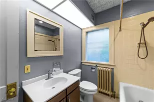 14724 Clifton Blvd, Oakwood, OH 44107 - Photo 13