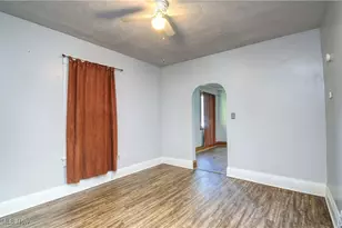 217 W Summit St, Barberton, OH 44203 - Photo 7