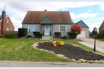 378 Westwood Drive, Steubenville, OH 43952 - Photo 1