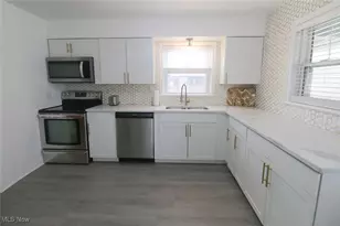 378 Westwood Dr, Steubenville, OH 43952 - Photo 7