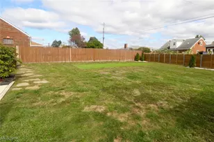 378 Westwood Dr, Steubenville, OH 43952 - Photo 5