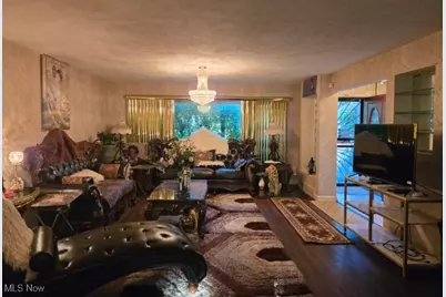 2186 Mount Vernon Boulevard, East Cleveland, OH 44112 - Photo 5