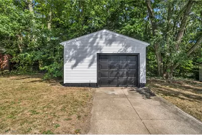 1731 Highview Avenue, Akron, OH 44301 - Photo 23