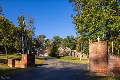 320 Summerhill Drive, Chillicothe, OH 45601 - Photo 3