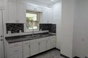 9108 Kempton Ave, Loveland, OH 44108 - Photo 13