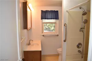 1241 McIntosh Ave, Akron, OH 44314 - Photo 31