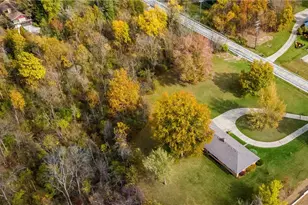 13690 W 130th St, Strongsville, OH 44136 - Photo 33