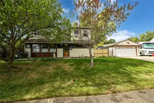 2300 Larchdale Dr, Cuyahoga Falls, OH 44221 - Photo 1