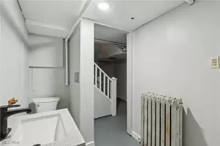 748 Chalker St, Akron, OH 44310 - Photo 21