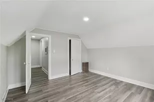 748 Chalker St, Akron, OH 44310 - Photo 25