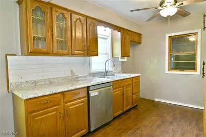 219 N Maryland Avenue, Youngstown, OH 44509 - Photo 13