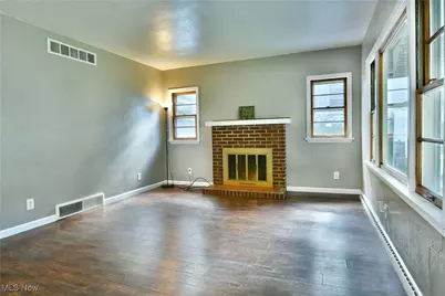 219 N Maryland Avenue, Youngstown, OH 44509 - Photo 7