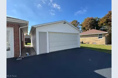 1150 Lake Road, Conneaut, OH 44030 - Photo 3